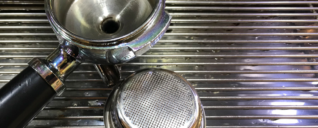 Reinigung: Kaffeemaschine & Mühle pflegen