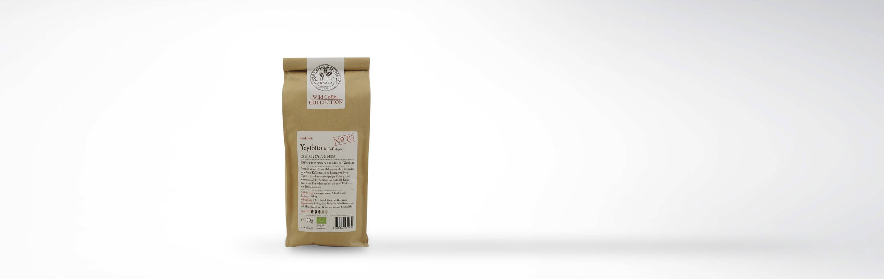 Tüte mit Yeyibito Kaffee aus Äthiopien, Teil der Wild Coffee Collection, auf weißem Hintergrund