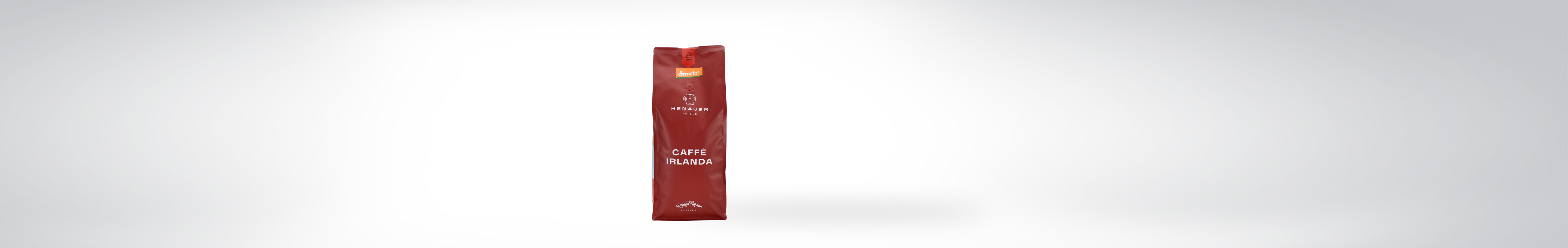 Rote Verpackung von Henauer Kaffee mit der Aufschrift Caffè Irlanda