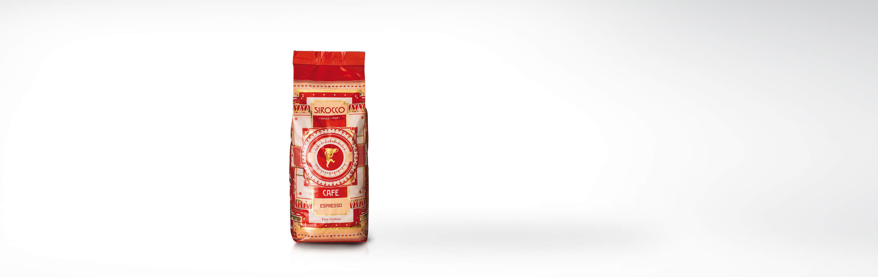 Eine Packung Sirocco Caffè Espresso Pure Arabica mit rotem und goldfarbenem Design auf weißem Hintergrund.