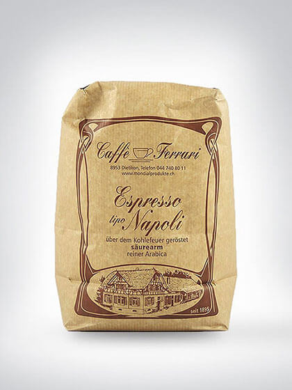 Verpackung von Caffè Ferrari Espresso Tipo Napoli, säurearmer reiner Arabica, über dem Kohlefeuer geröstet.