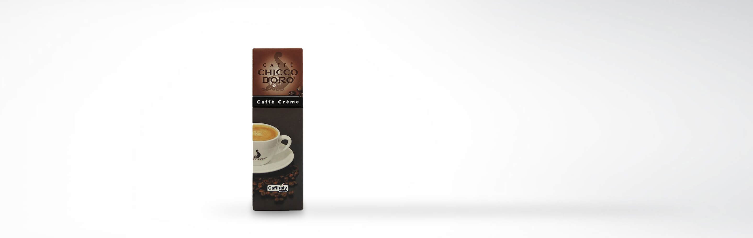 Verpackung von Chicco d'Oro Caffè Crème Kaffeekapseln mit einer Tasse Kaffee abgebildet