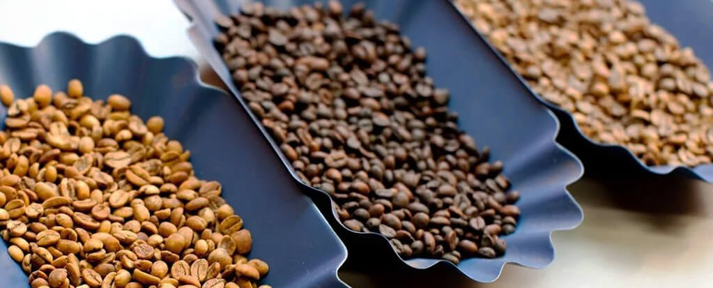 Decaf Methoden: Schmackhafter entkoffeinierter Kaffee