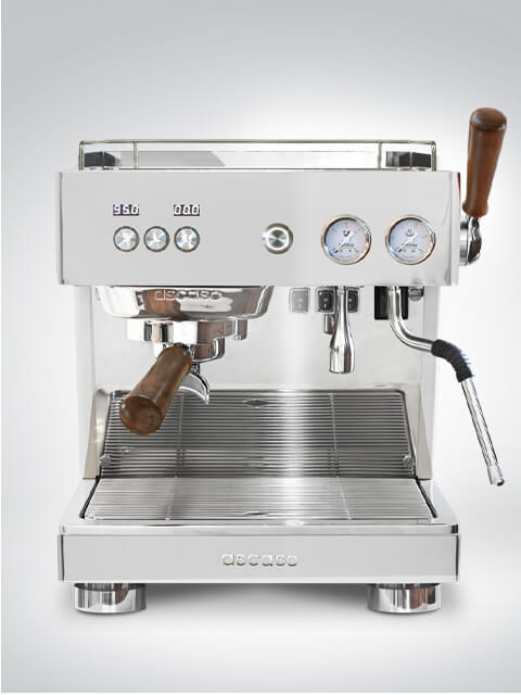 Hochwertige Espressomaschine mit zwei Manometern, Holzgriffen und Chrom-Finish