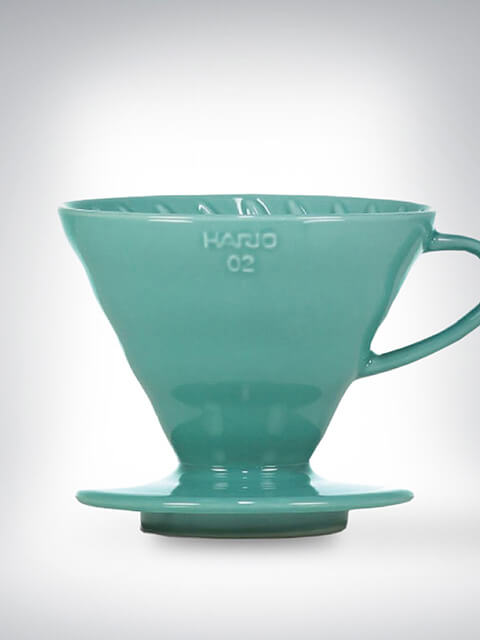HARIO V60 Kaffeefilterhalter aus Keramik in der Farbe Türkis, Größe 02