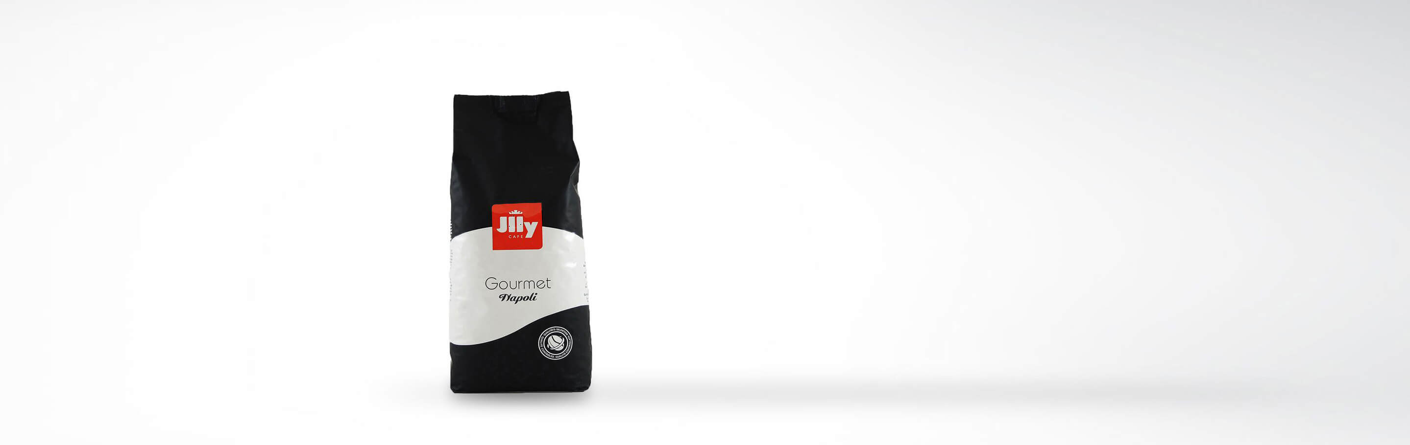 Eine Packung Jilly Café Gourmet Kaffee Napoli auf weißem Hintergrund