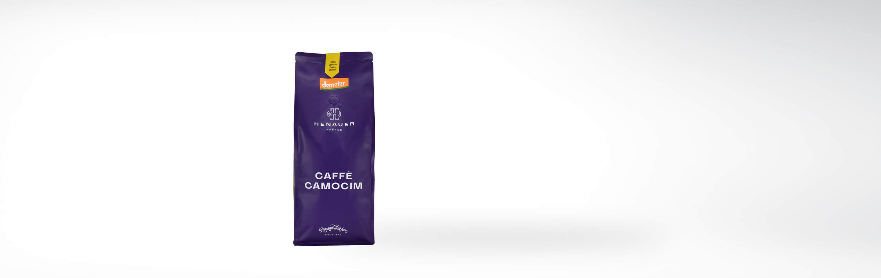 Eine 1000g Packung Caffè Camocim Bio-Kaffee von Henauer mit Demeter-Siegel.