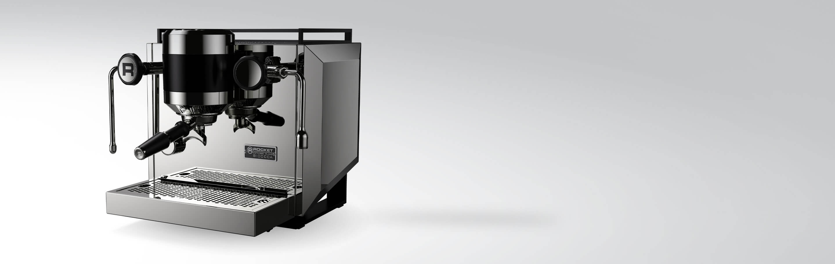 Hochwertige Espressomaschine aus Edelstahl mit zwei Ausläufen und modernem Design